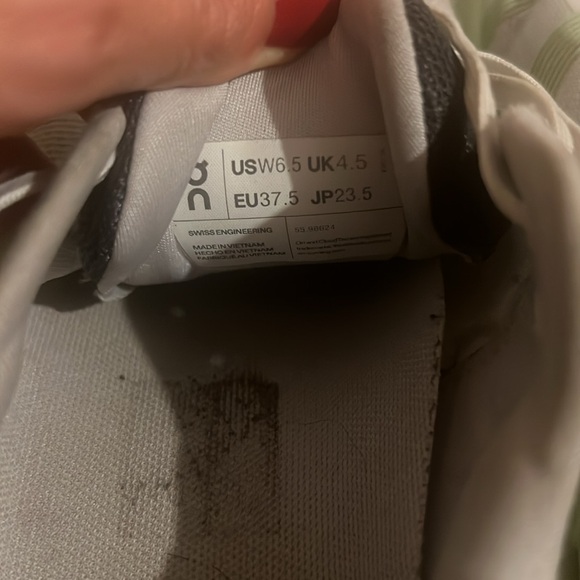 On Running‎ On Cloudgo Frost Hay White Green Shoes size 6.5 - Picture 9 of 10